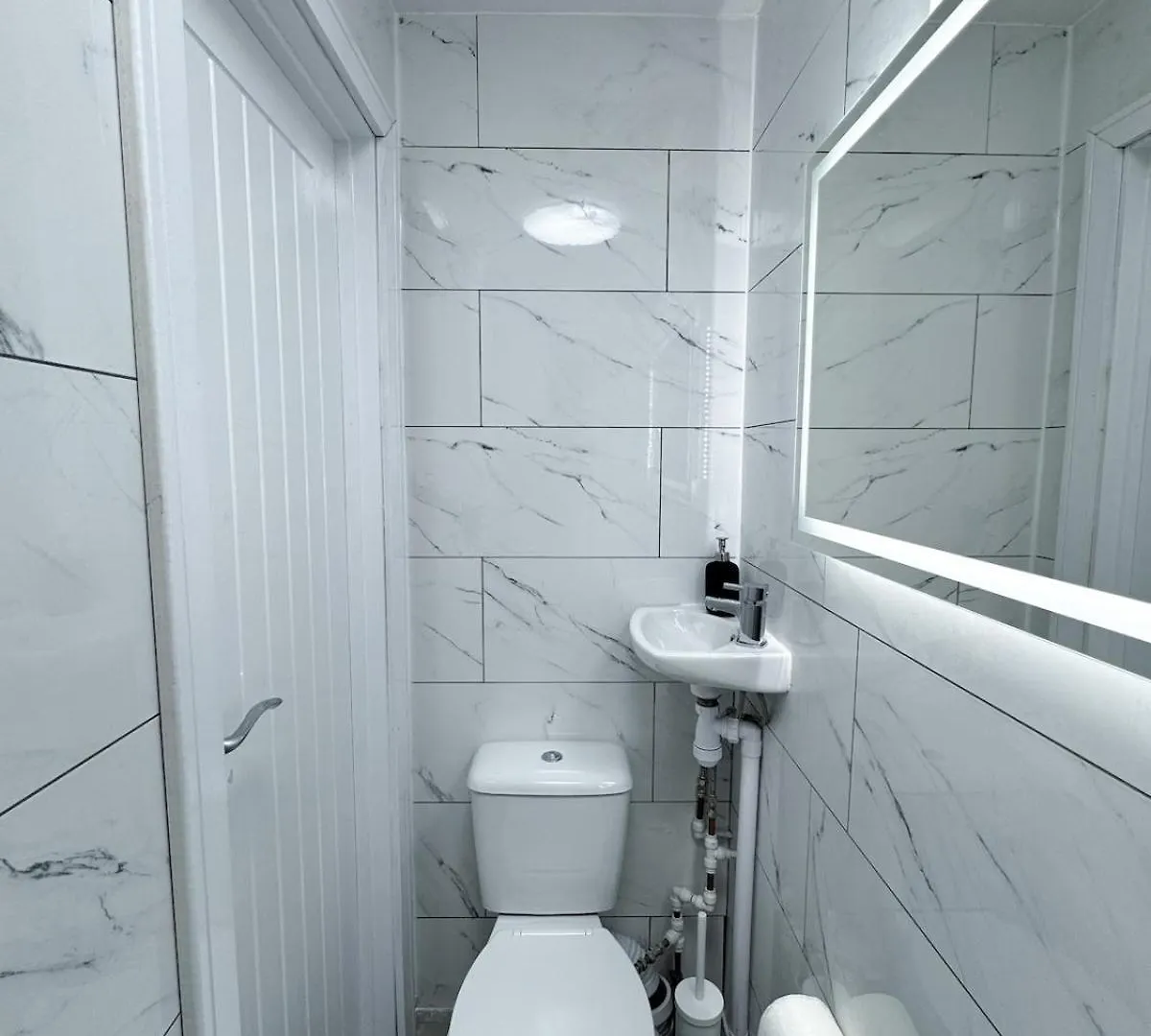 New City Centre Gem 1-Bedroom Flat With Free Parking Cardiff Apartment
